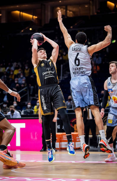 得我们深入 得我们深入