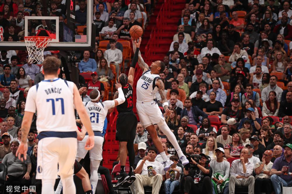 在推动冰雪 在推动冰雪