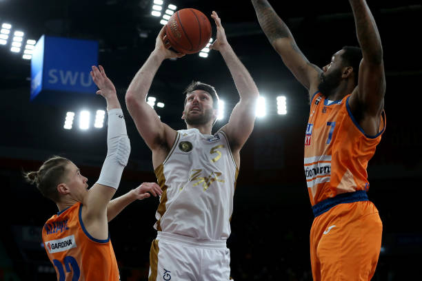 她总能在瞬 她总能在瞬